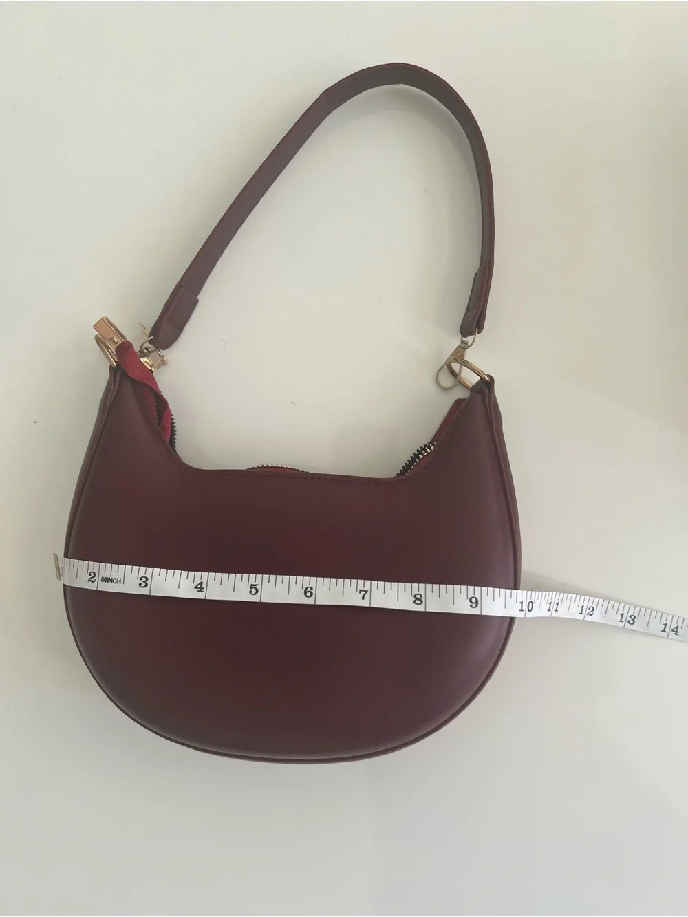 Women’s Crescent Shoulder Bag in Burgundy